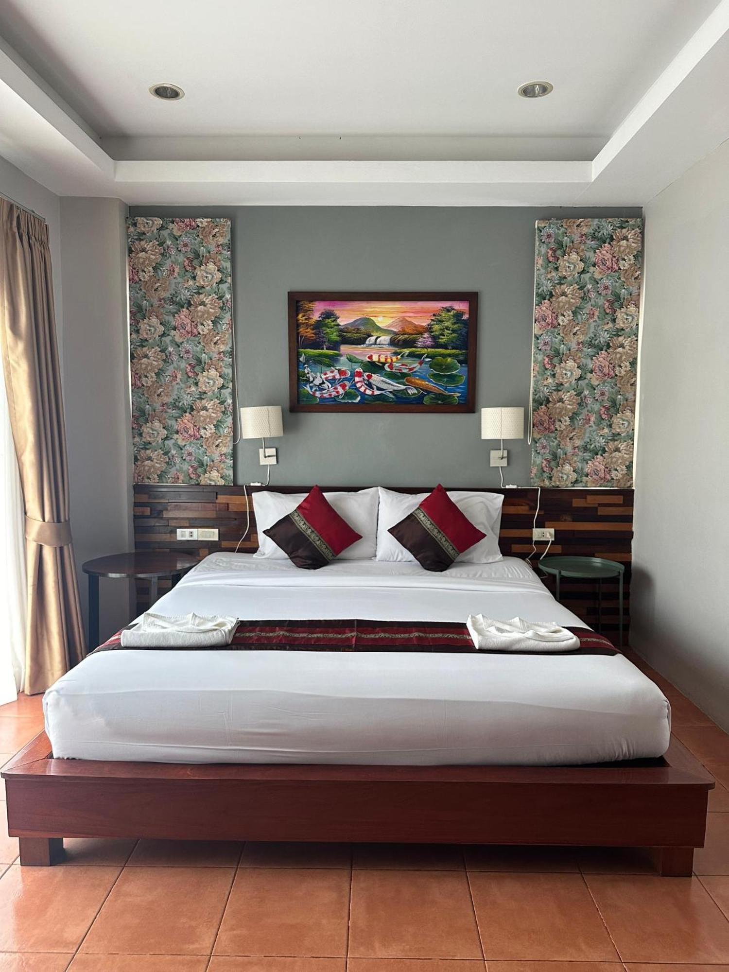 Memory 2 Hotel Phuket Eksteriør billede